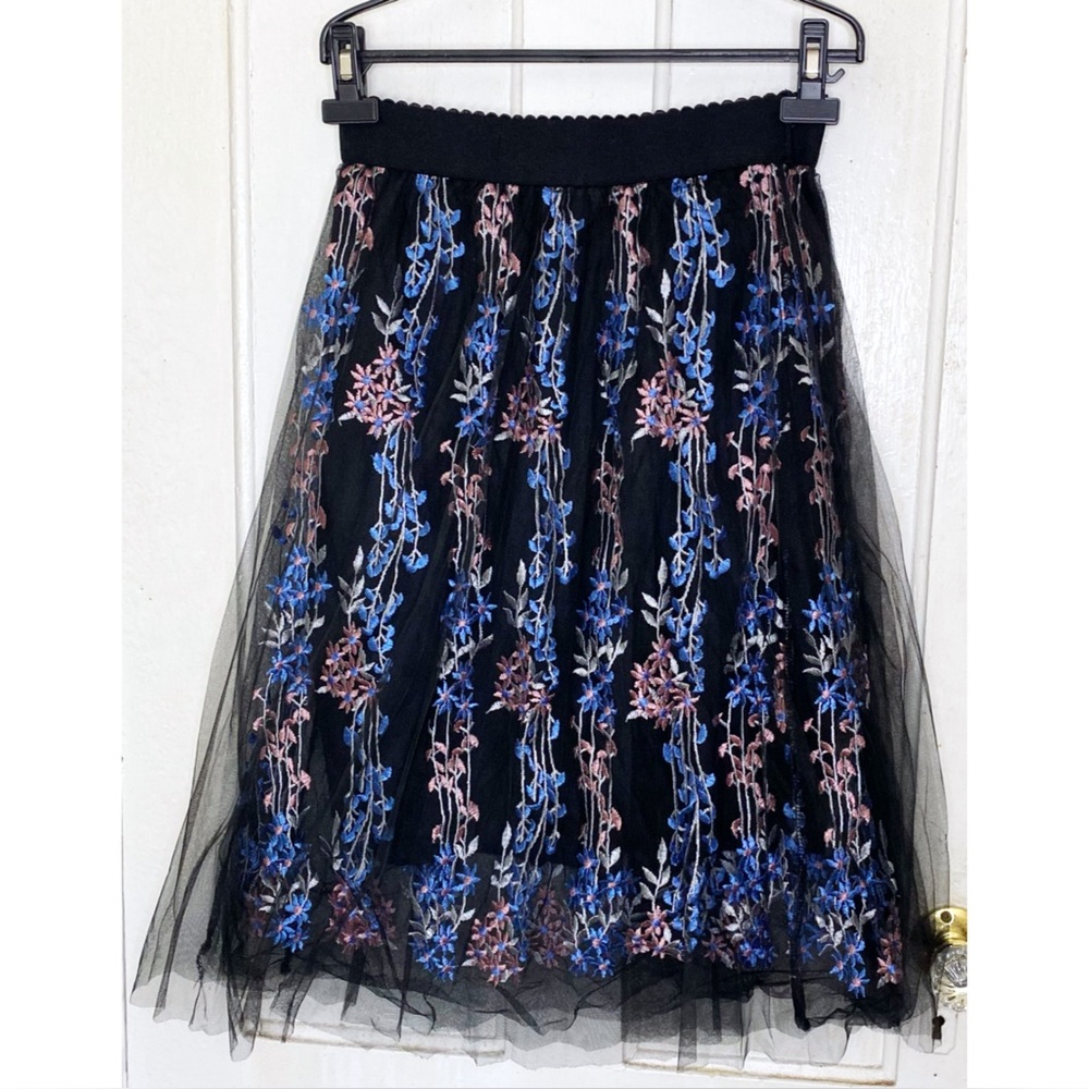 Studio West Apparel: size S : black floral embroidered tulle chiffon mesh skirt
